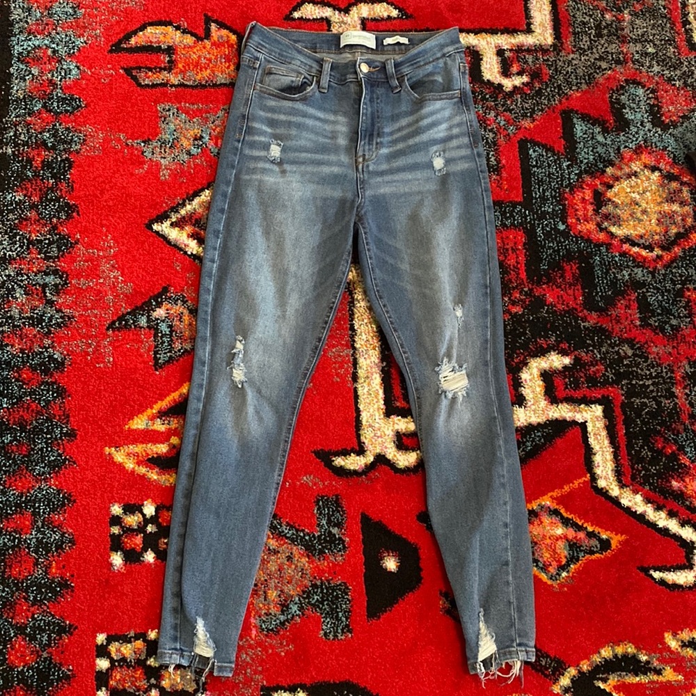 Re Generation by Celebrity Pink distressed hydro skinny jeans